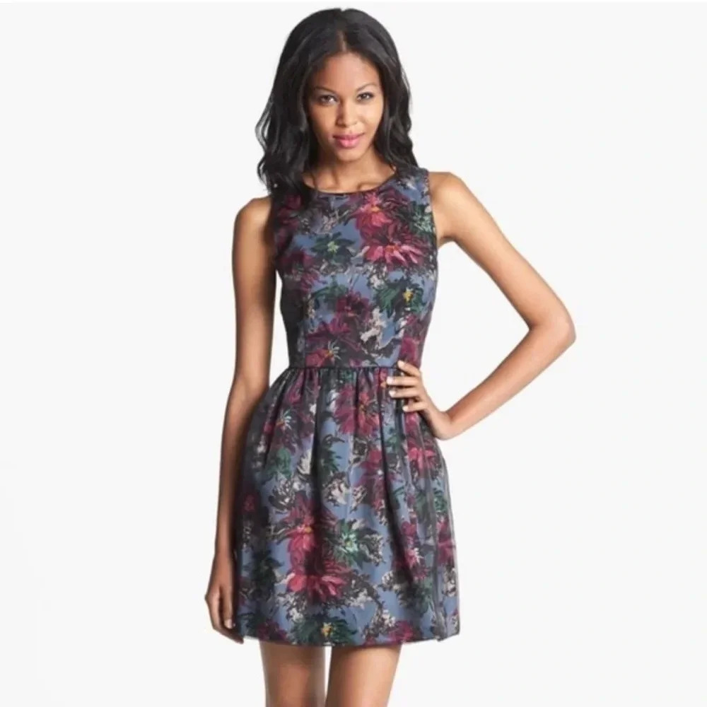 Felicity & Coco floral dress size M